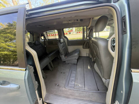 2008 Chrysler Town and Country Touring