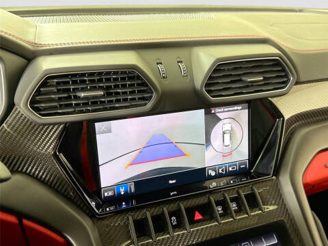 2023 Lamborghini Urus S