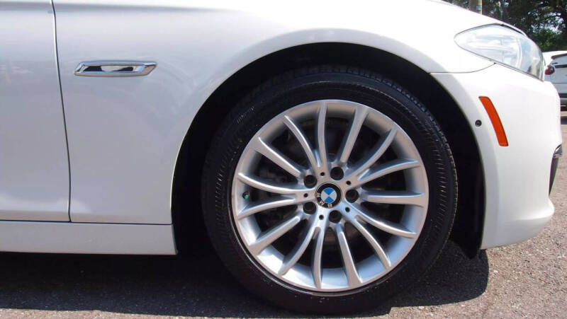 2016 BMW 5 Series 528i