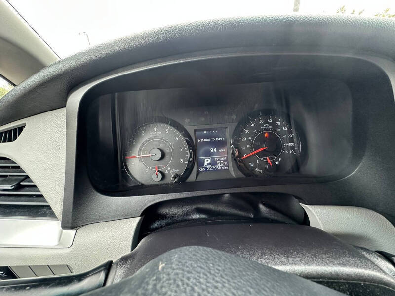 2017 Toyota Sienna LE 8-Passenger