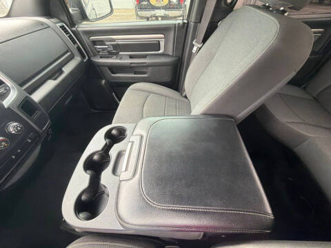 2024 RAM 1500 Classic Warlock