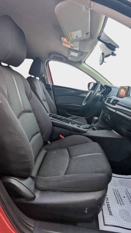 2017 Mazda MAZDA3 Sport