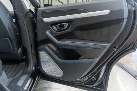 2019 Lamborghini Urus