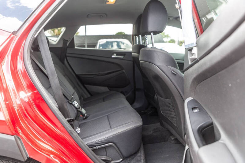 2021 Hyundai Tucson SE