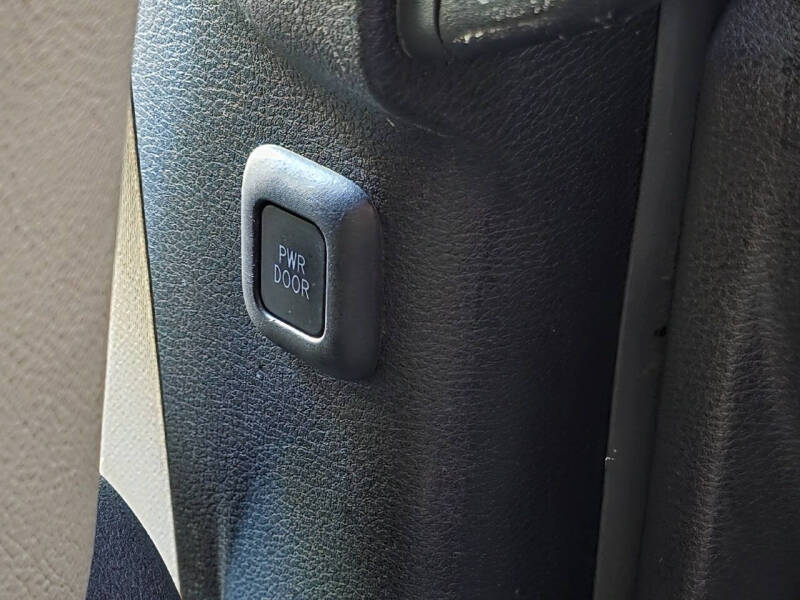2021 Toyota Sienna XLE 7-Passenger