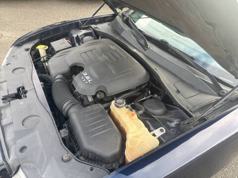 2011 Dodge Charger SE