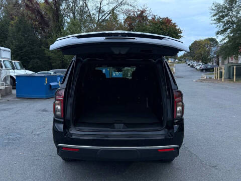 2024 Chevrolet Suburban LS