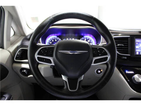 2021 Chrysler Voyager LXi