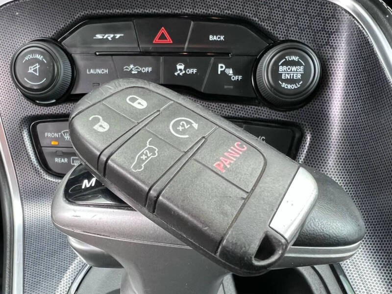 2015 Dodge Challenger SRT 392