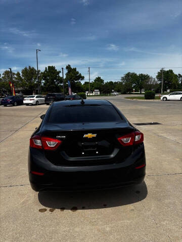 2019 Chevrolet Cruze LS