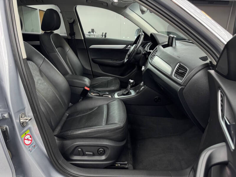 2015 Audi Q3 2.0T quattro Premium Plus