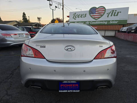 2010 Hyundai Genesis Coupe 3.8L Grand Touring
