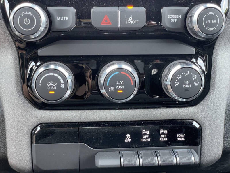 2026 RAM 1500 Express