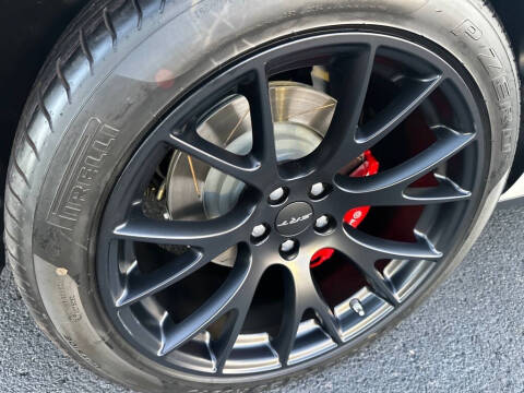 2015 Dodge Challenger SRT Hellcat