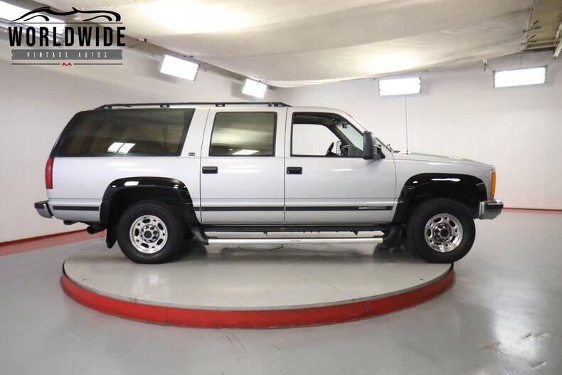 1993 GMC Suburban K2500