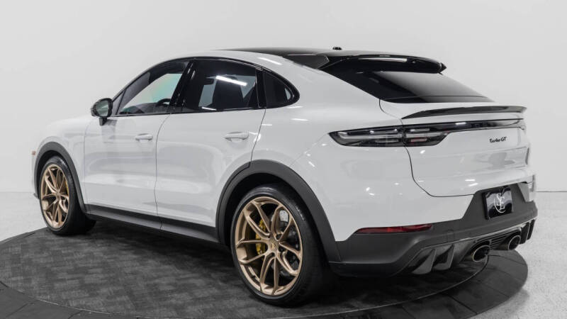 2023 Porsche Cayenne Turbo GT