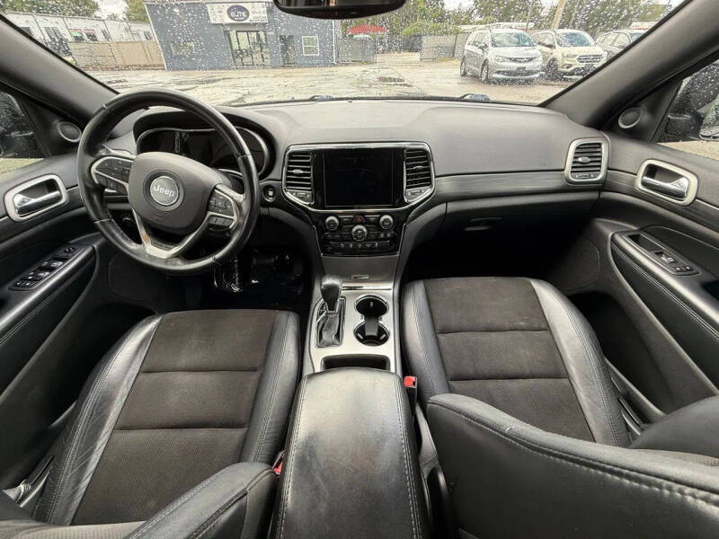 2020 Jeep Grand Cherokee Altitude