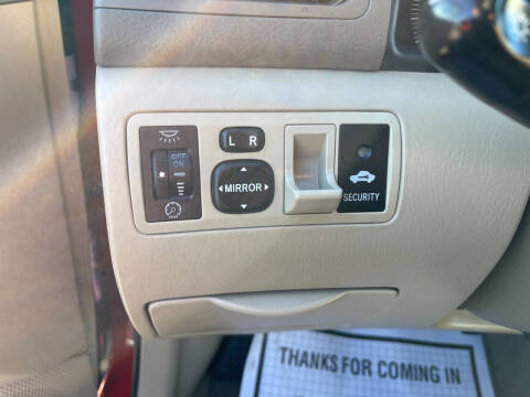 2005 Toyota Corolla LE