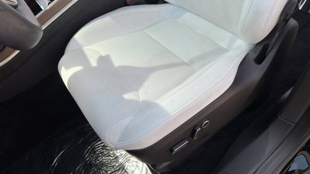 2023 Tesla Model X Plaid