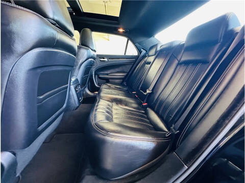 2023 Chrysler 300 S V6