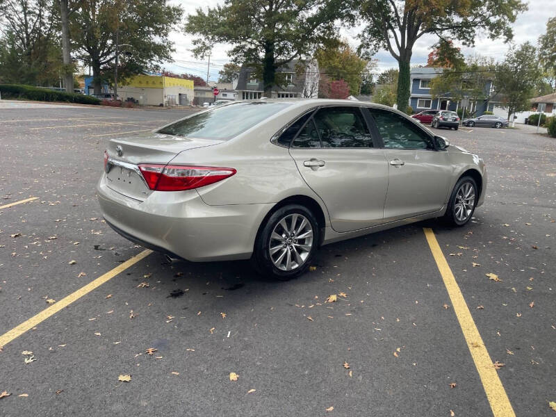 2017 Toyota Camry XLE