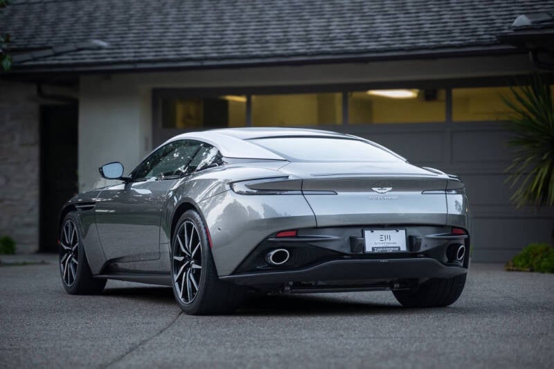 2018 Aston Martin DB11 Base photo 62