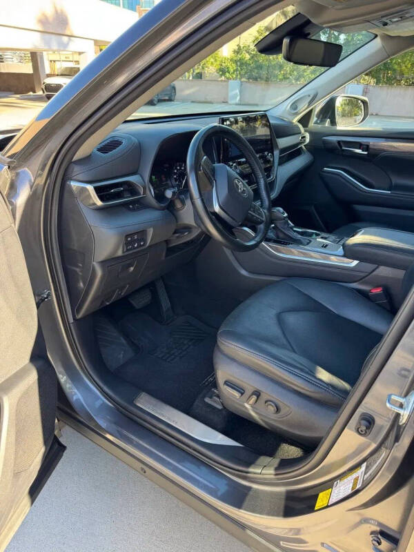 2021 Toyota Highlander Limited