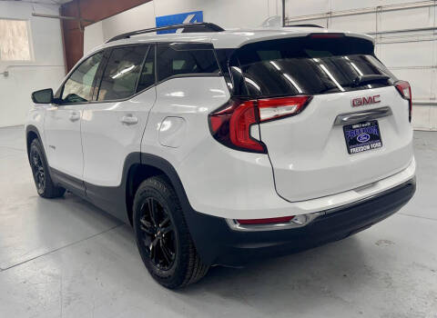 2023 GMC Terrain AT4