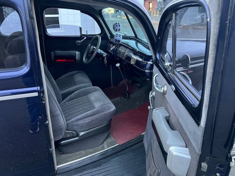 1940 Ford Deluxe