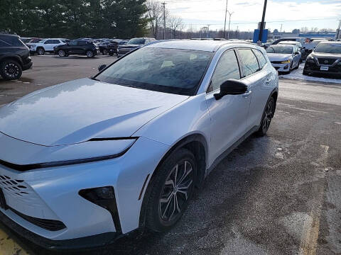 2025 Toyota Crown Signia XLE