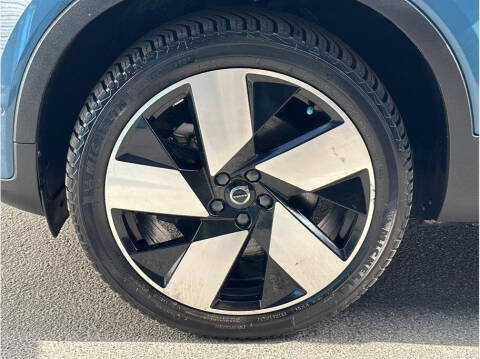 2022 Volvo C40 Recharge Pure Electric P8