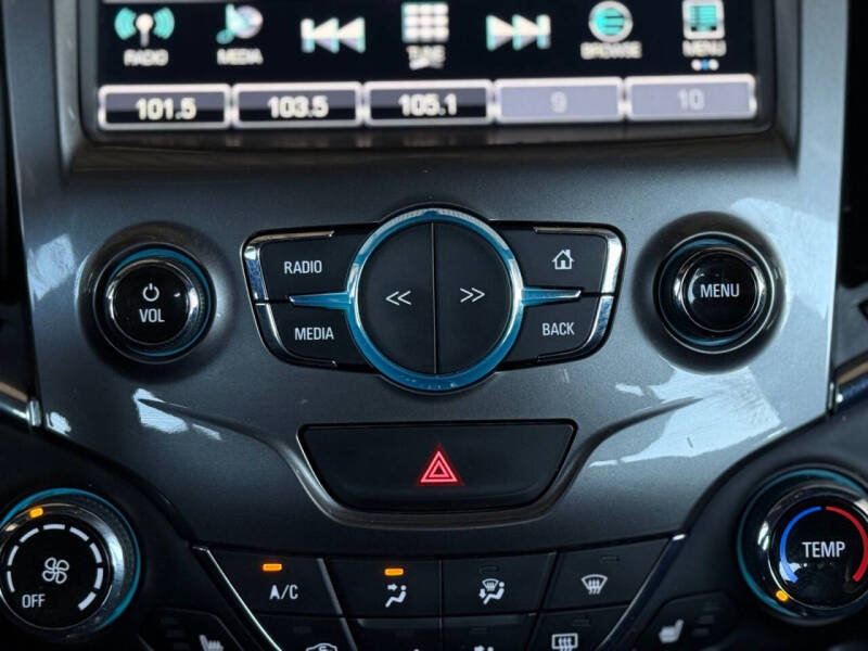 2017 Chevrolet Cruze LT Auto