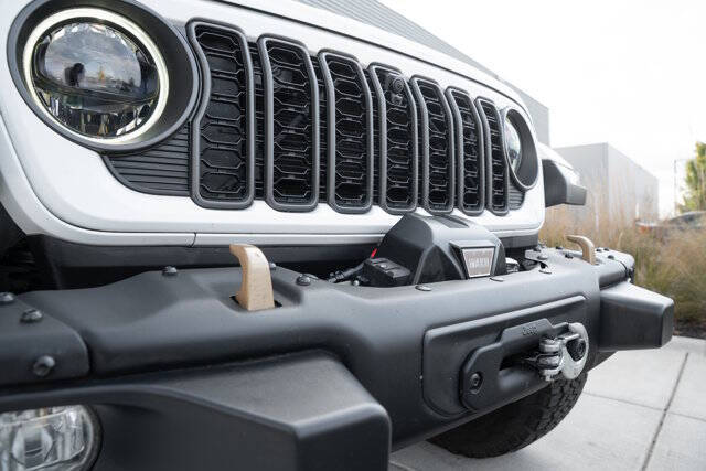 2024 Jeep Wrangler Rubicon 392