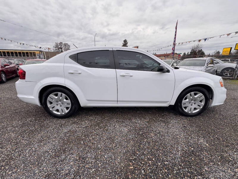 2014 Dodge Avenger SE