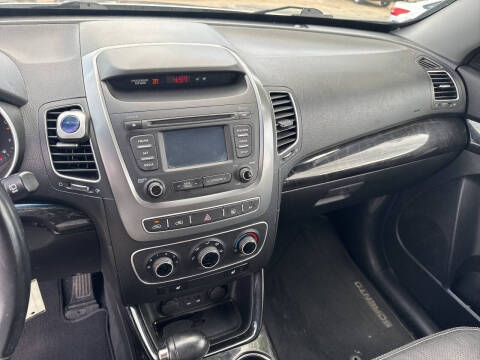 2015 Kia Sorento LX