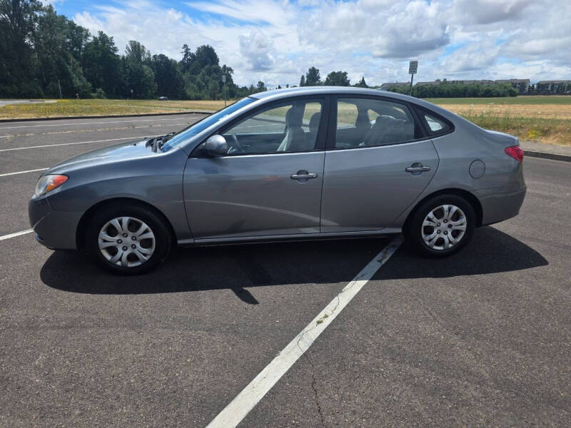 2010 Hyundai Elantra Blue