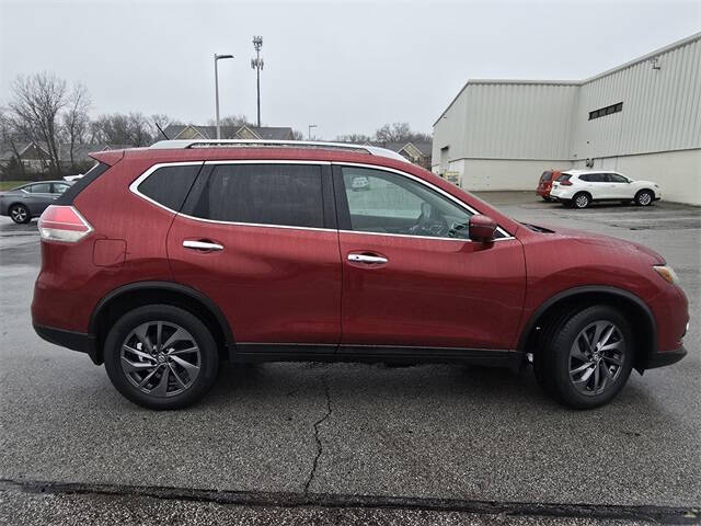 2016 Nissan Rogue SL photo 22