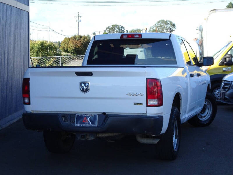 2012 RAM Ram 1500 Pickup ST photo 11