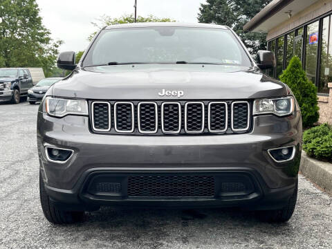 2019 Jeep Grand Cherokee Laredo