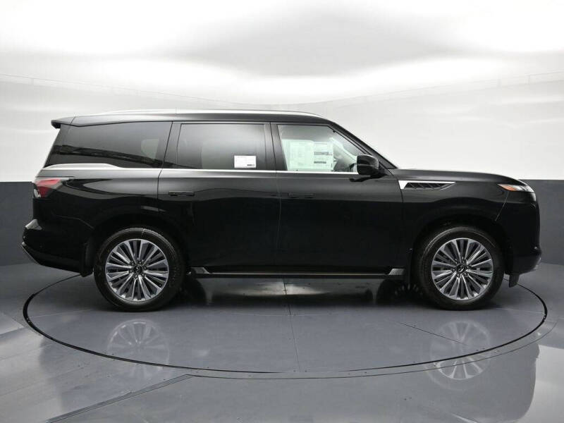 2026 Infiniti QX80 Luxe