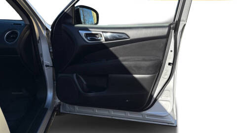 2015 Nissan Pathfinder