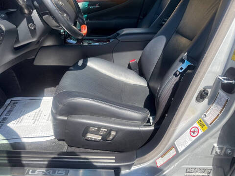 2007 Lexus LS 460