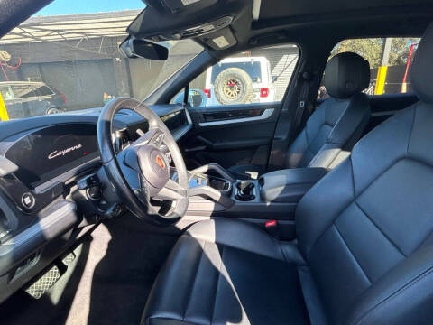 2024 Porsche Cayenne