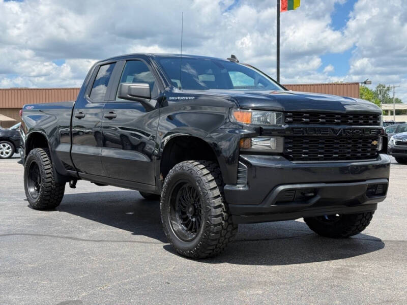 2020 Chevrolet Silverado 1500 Custom