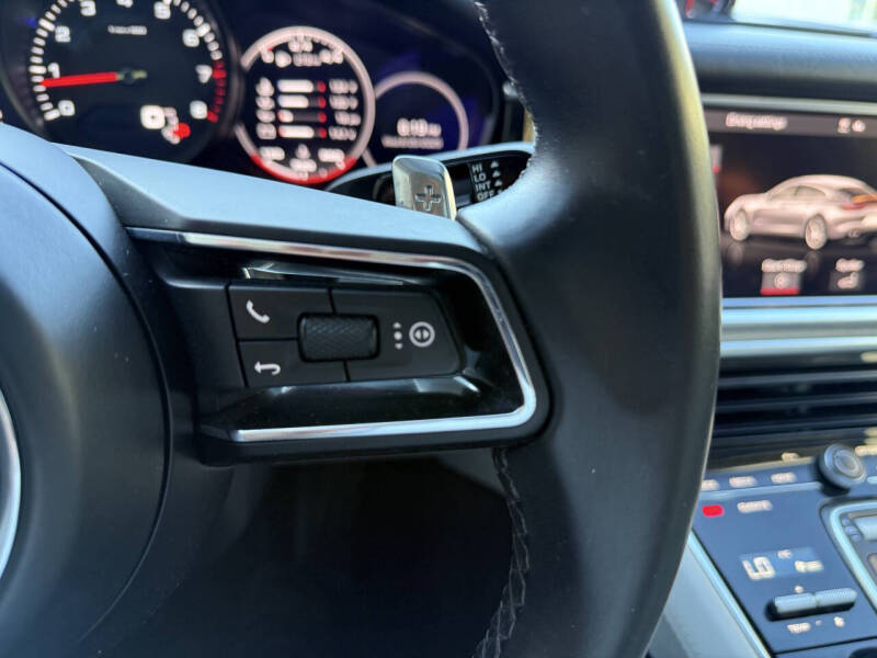 2021 Porsche Panamera 4