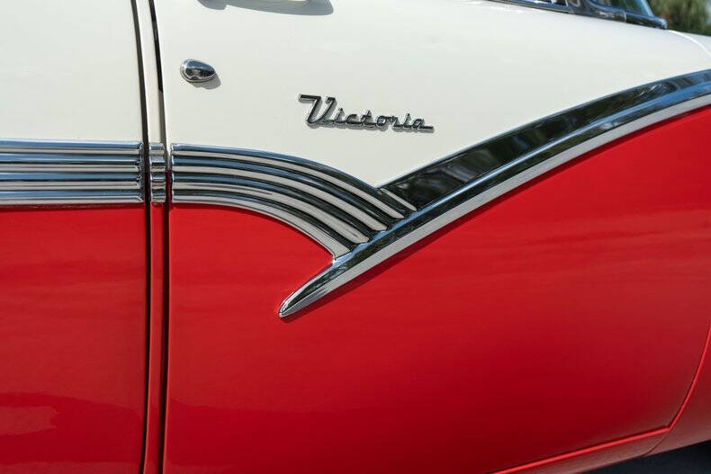1956 Ford Fairlane