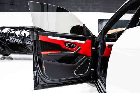 2022 Lamborghini Urus