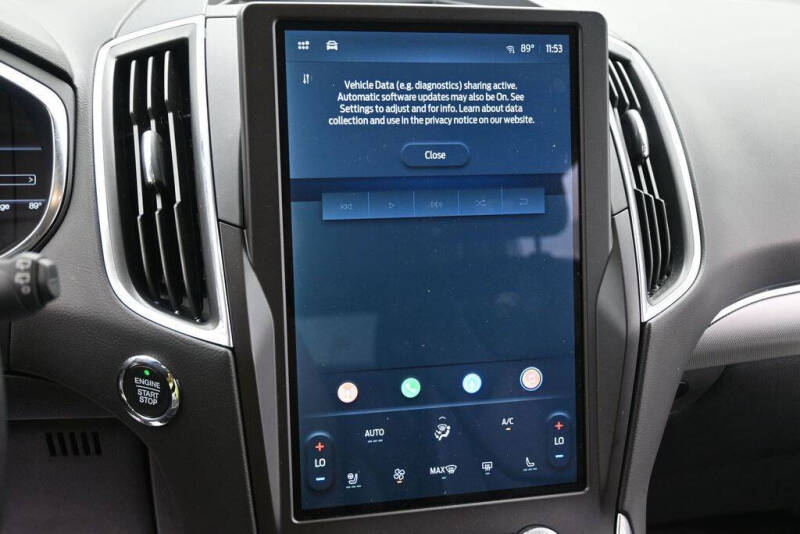2021 Ford Edge Titanium