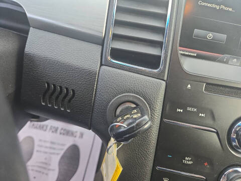 2013 Ford Taurus SEL