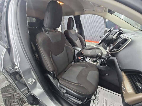 2017 Jeep Cherokee Latitude